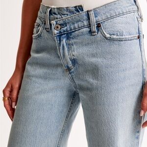 Abercrombie & Fitch Low Rise Baggy Jeans w crossover waistband sz 24 00R